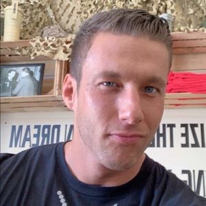 Meet your Posher, Aaron